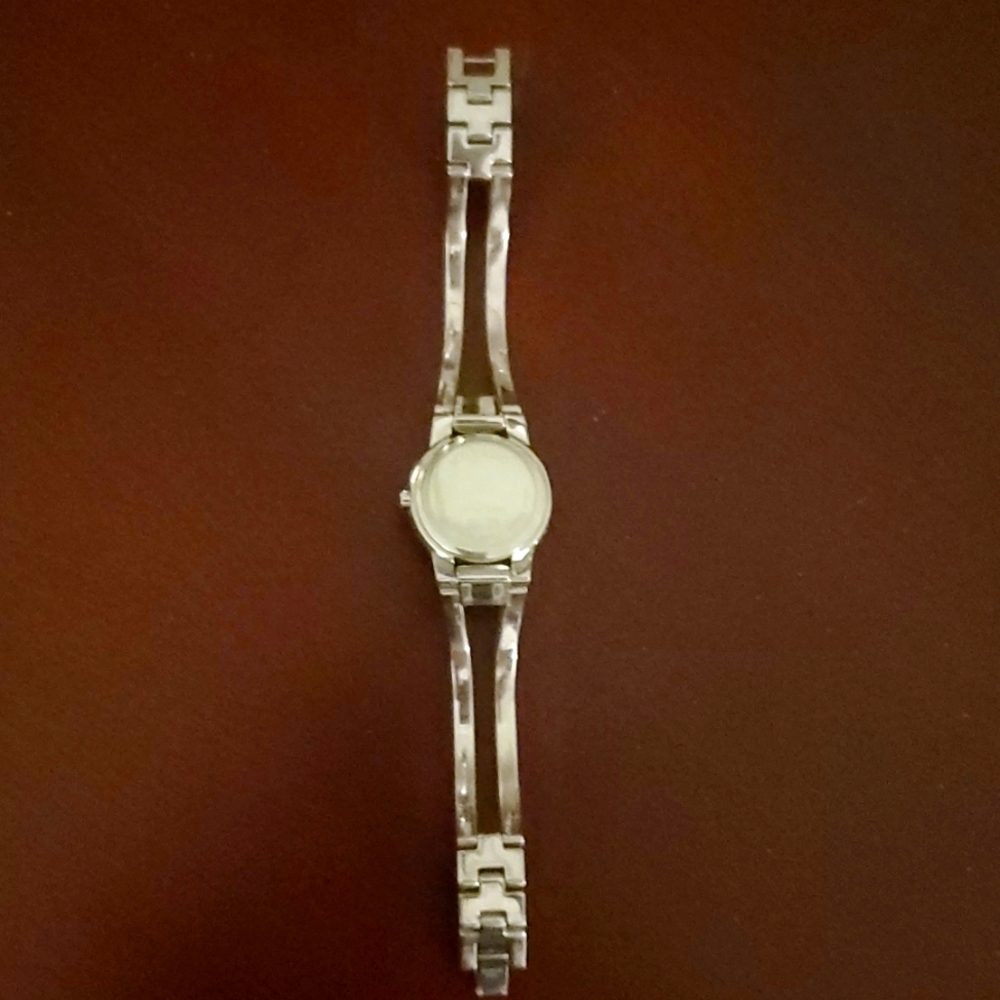 Watch - Picture 2 of 5